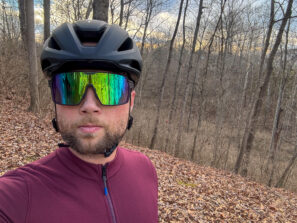 Casco de bicicleta Specialized Propero 4 desde la parte delantera