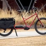 La bicicleta eCargo Surly Huge Simple 2.0 actualizada se vuelve más cómoda y mejor en el transporte